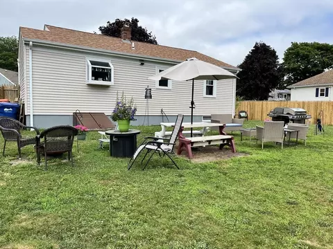 61 Harding Rd, Fairhaven, MA 02719 photo 3