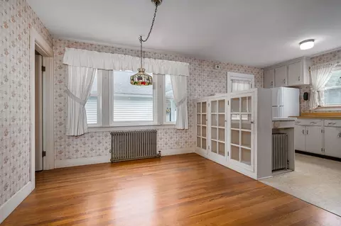 51 Taft Ave, Easthampton, MA 01027 photo 6