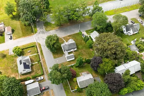 51 Taft Ave, Easthampton, MA 01027 photo 28