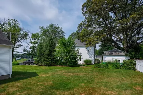 51 Taft Ave, Easthampton, MA 01027 photo 24