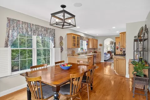 30 Windsor Pt, Mashpee, MA 02649 photo 10