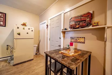 79 Oak St, Springfield, MA 01109 photo 5
