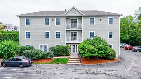 234 Water St #301, Wakefield, MA 01880