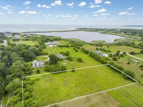 165 Howland Rd, Westport, MA 02790