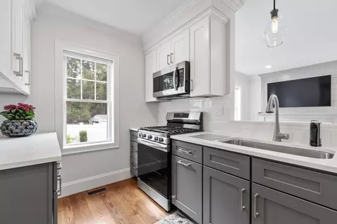 106 Ash St #2, Danvers, MA 01923 photo 9