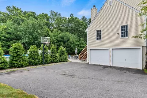 34 River Edge Rd, Mansfield, MA 02048 photo 3