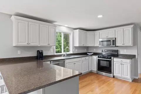 34 River Edge Rd, Mansfield, MA 02048 photo 13
