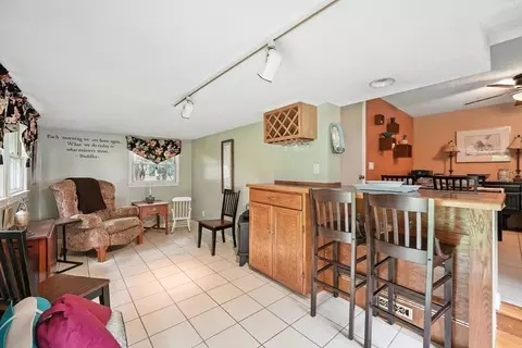 23 Saffron Cir, Springfield, MA 01129 photo 12