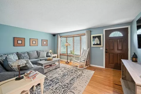 23 Saffron Cir, Springfield, MA 01129 photo 6