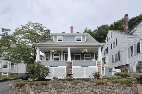 4 Redington Ter, Swampscott, MA 01907