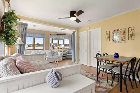 17 Blue Jay Ter, Wareham, MA 02571 photo 5