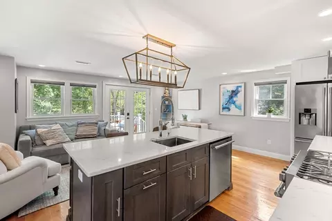 3 Cabot Ln, Gloucester, MA 01930 photo 7