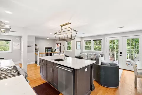 3 Cabot Ln, Gloucester, MA 01930 photo 14