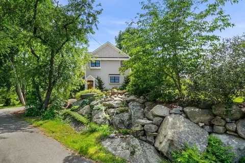 3 Cabot Ln, Gloucester, MA 01930 photo 3