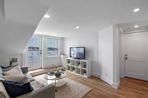 Other - 95 Front St #6, Marblehead, MA 01945 photo 5 of 7