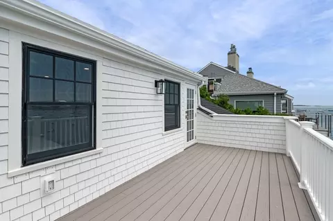 Exterior - 95 Front St #6, Marblehead, MA 01945 photo 2 of 2