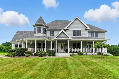 17 Wandering Meadows Ln, Wilbraham, MA 01095