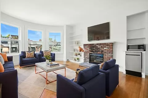 388 Marlborough St #5, Boston, MA 02115