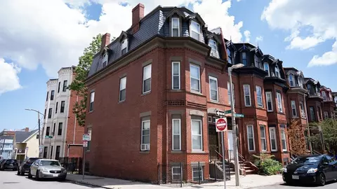 80 Mount Pleasant Ave, Roxbury, MA 02119