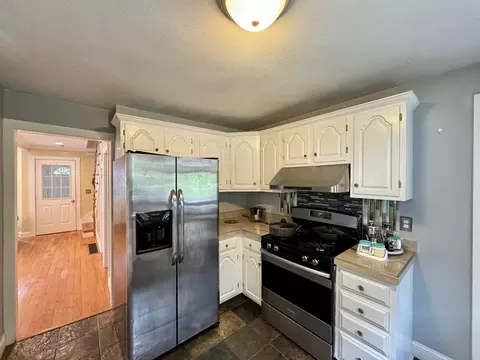 19 Forsberg St, Worcester, MA 01607 photo 6