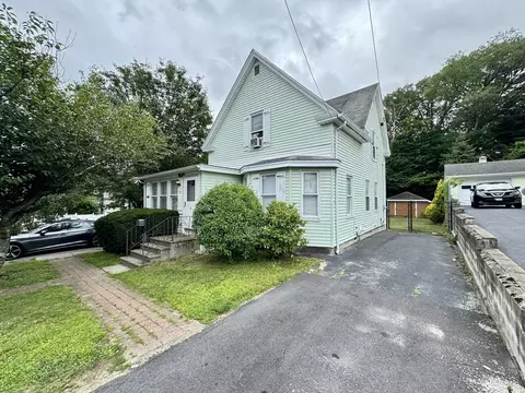 19 Forsberg St, Worcester, MA 01607