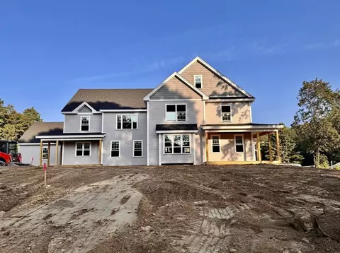 Exterior - 92 Willow St #1, Acton, MA 01720 photo 14 of 19