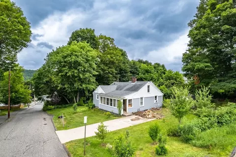 6 Harrison Ave, Monson, MA 01057