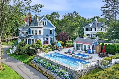 179 Beach Bluff Ave, Swampscott, MA 01907