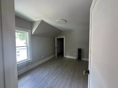 Bedroom - 1 Dayton Pl, Worcester, MA 01609 photo 2 of 4