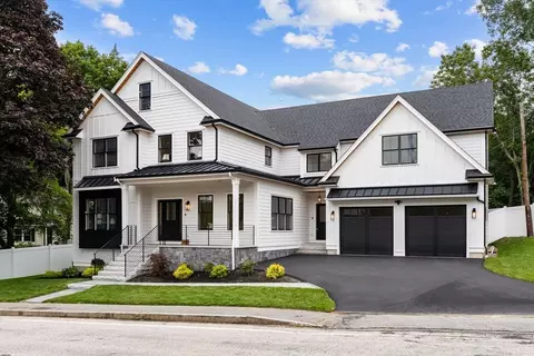 208 Webster St, Needham, MA 02494