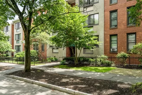 Exterior - 32 Juniper St #97, Brookline, MA 02445 photo 4 of 4