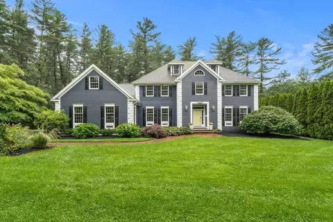 9 Shasta Dr, North Reading, MA 01864
