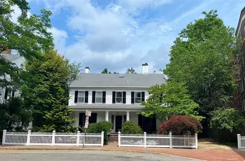 29 Follen St, Cambridge, MA 02138