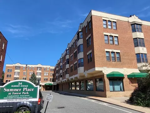 34 Sumner Ave #208, Springfield, MA 01108
