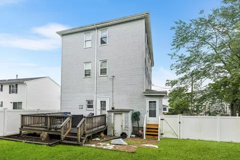 26 Marchand St, Fall River, MA 02723 photo 20