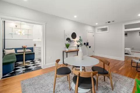 852 Massachusetts Ave #1, Cambridge, MA 02139