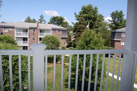 Exterior - 48 Will Dr #72, Canton, MA 02021 photo 2 of 6
