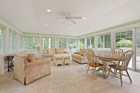 32 Heritage Dr, Easton, MA 02356
