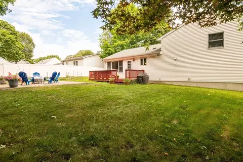 2 Eustis St, Stoneham, MA 02180 photo 2