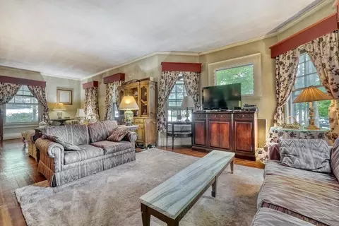 2 Park Ave, Wakefield, MA 01880 photo 8
