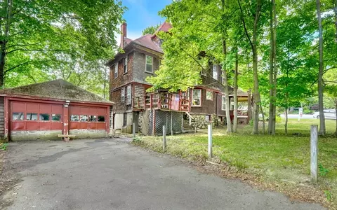 2 Park Ave, Wakefield, MA 01880 photo 3
