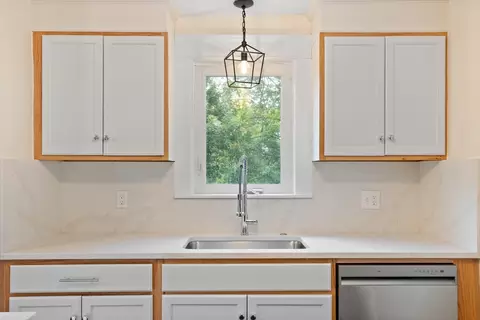 Kitchen - 22 Morris St, Webster, MA 01570 photo 5 of 5