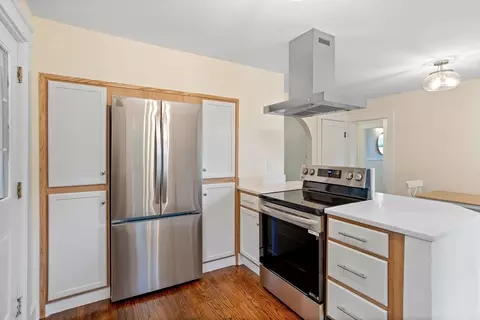 Kitchen - 22 Morris St, Webster, MA 01570 photo 4 of 5