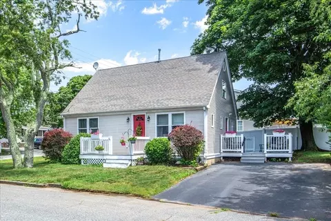 64 Tower Ave, Marshfield, MA 02050