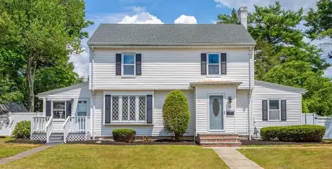 28 Harwich Rd, Brockton, MA 02301
