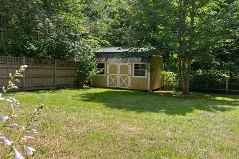 Exterior - 9 Bartlett St, Salisbury, MA 01952 photo 9 of 11