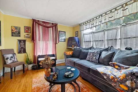 7 Holt Ave, Worcester, MA 01606 photo 8