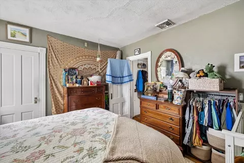 7 Holt Ave, Worcester, MA 01606 photo 23