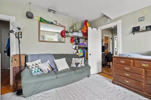 7 Holt Ave, Worcester, MA 01606 photo 21