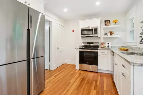 71 Winthrop Ave, Reading, MA 01867 photo 11